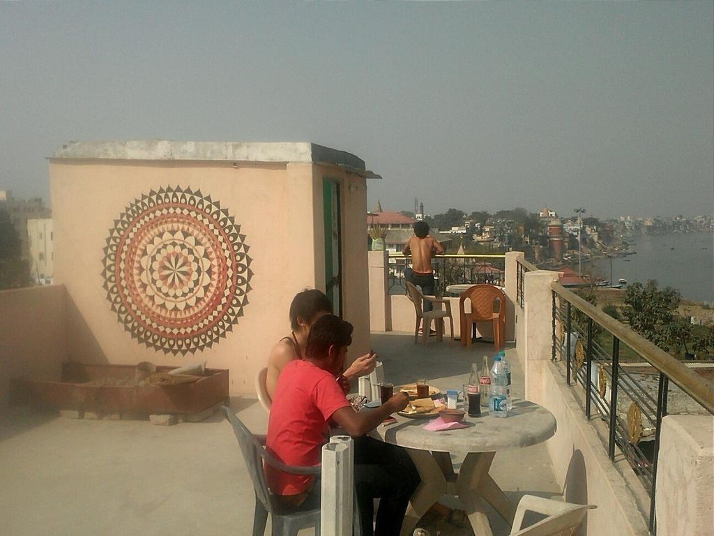 Ganga Paying Guest House Varanasi Exterior foto